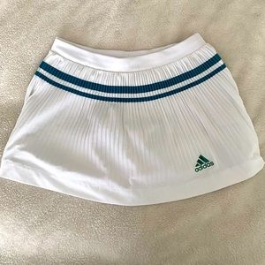Adidas tennis / golf skirt